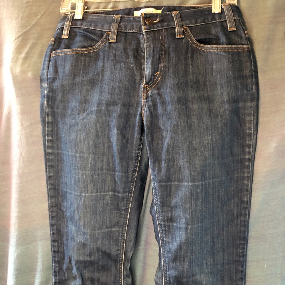 Levi’s size 27. Straight leg but branded flair